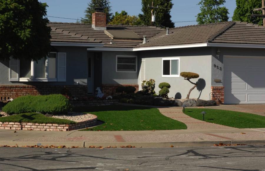 Heavenly Greens Artificial Lawns and Putting Greens Diamond Certified