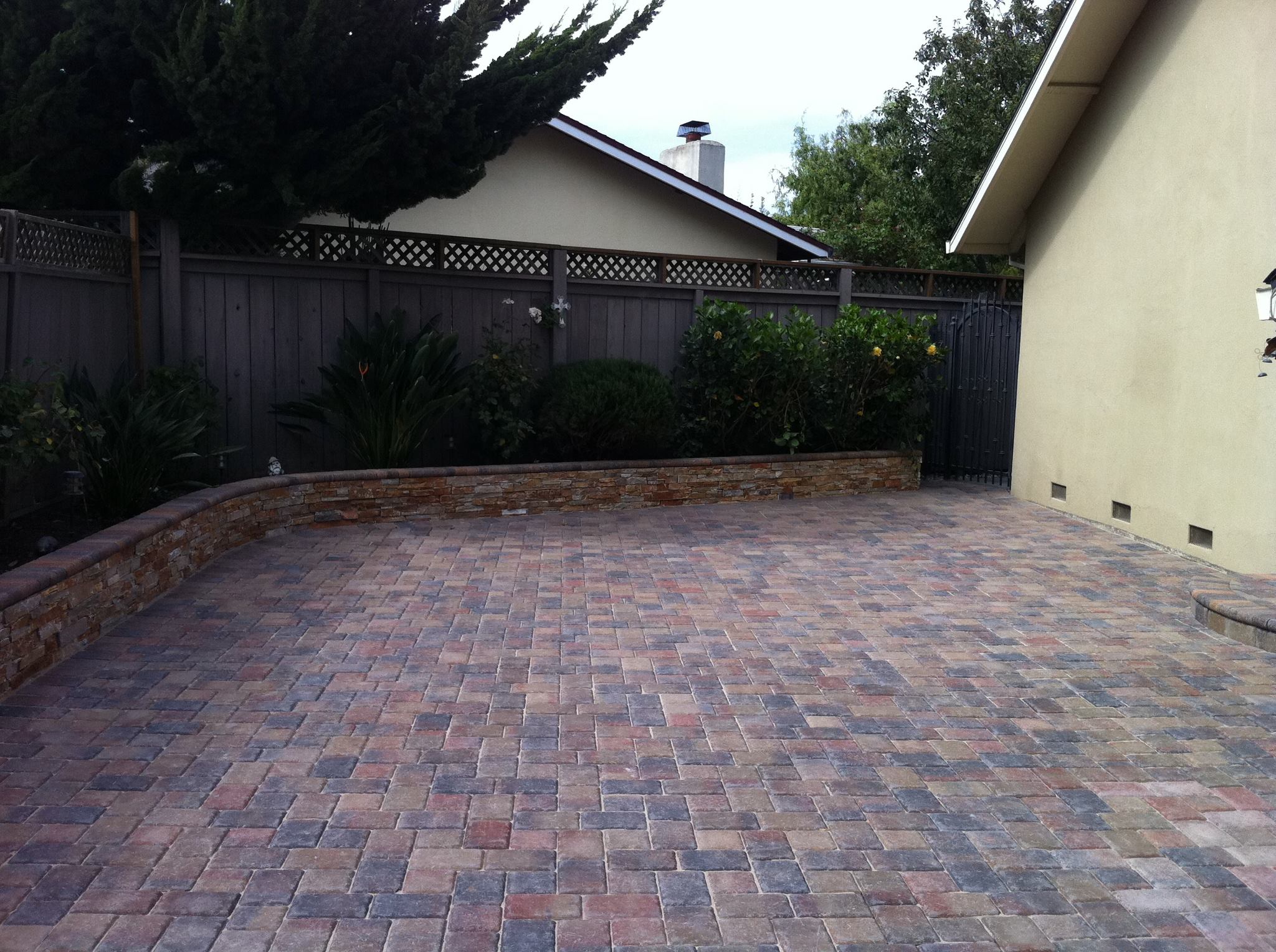 Mr. Pavers Contractor Services | Diamond Certified | Marin Paving Stones