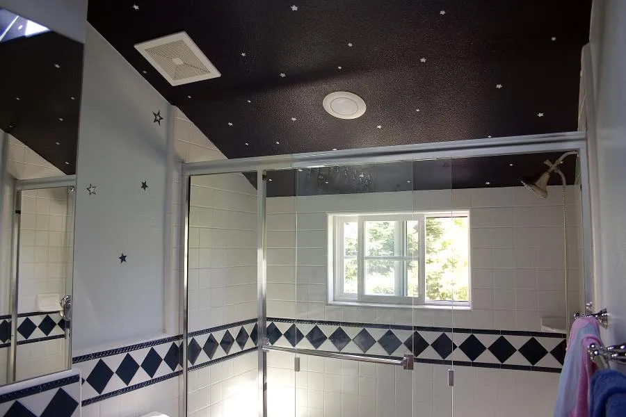 Choosing the Right Finish for a Painting Project